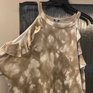 Off shoulder sweatshirt